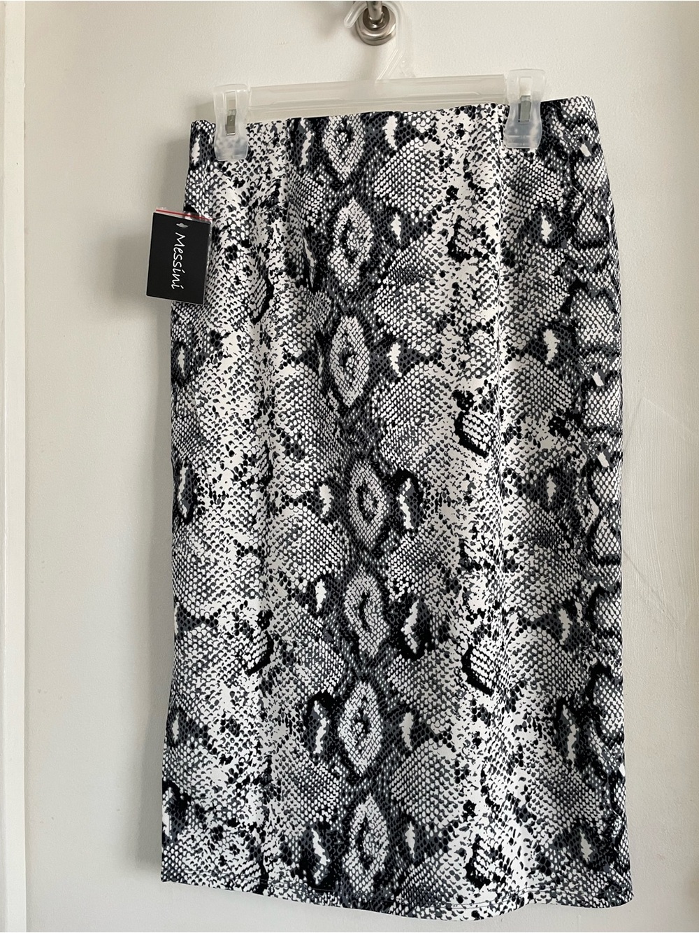 Messini Black and White Snake-Pattern Pencil Skirt